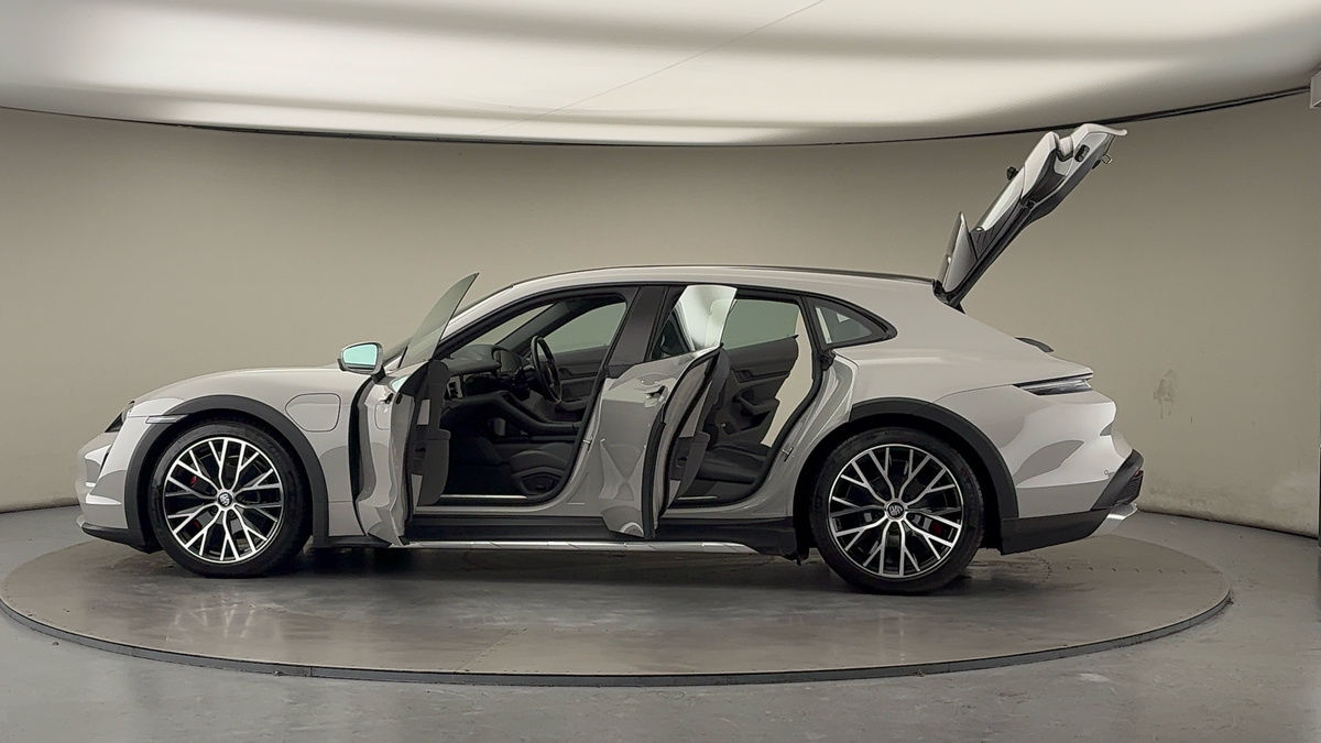 Used Porsche Taycan 2022 for sale - 78213254: Photo 49