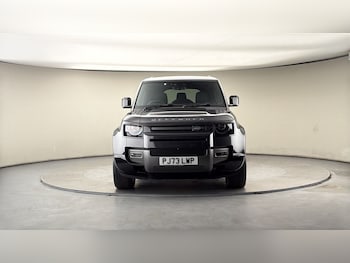 Used Land Rover Defender 130 2023 for sale - 78228435: Photo