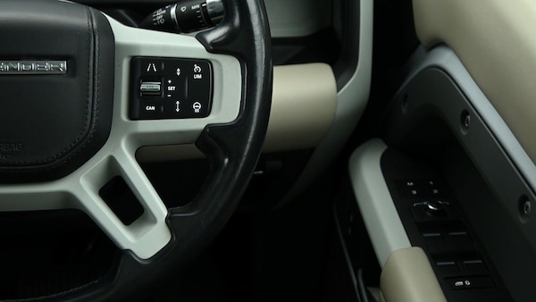 Used Land Rover Defender 110 2021 for sale - 74003954: Photo 16