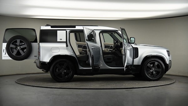 Used Land Rover Defender 110 2021 for sale - 74003954: Photo 58