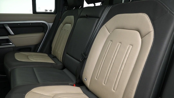 Used Land Rover Defender 110 2021 for sale - 74003954: Photo 5