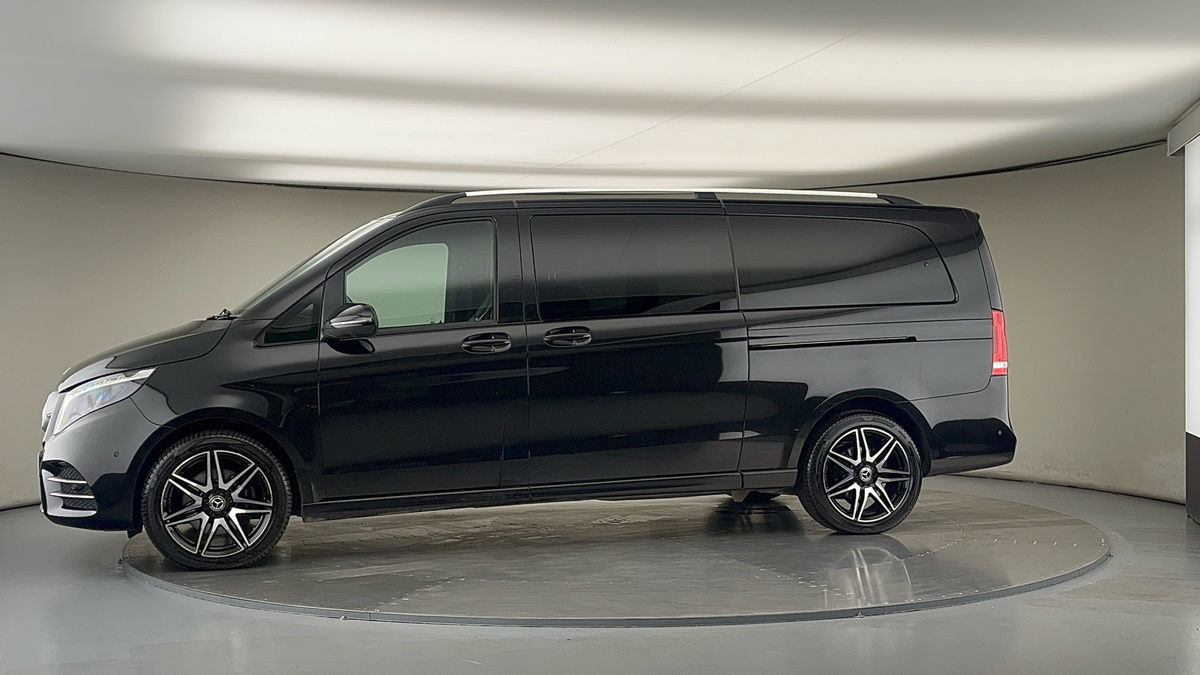 Used Mercedes-Benz V-Class 2023 for sale - 78213253: Photo 29