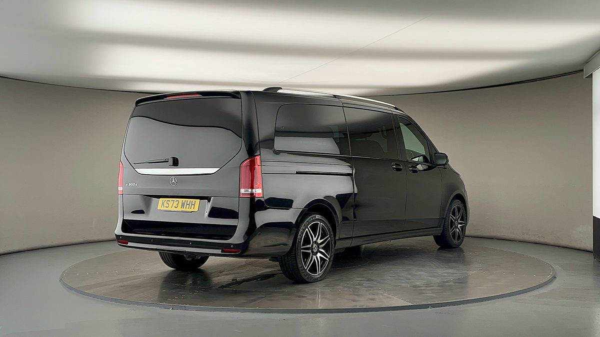 Used Mercedes-Benz V-Class 2023 for sale - 78213253: Photo 40