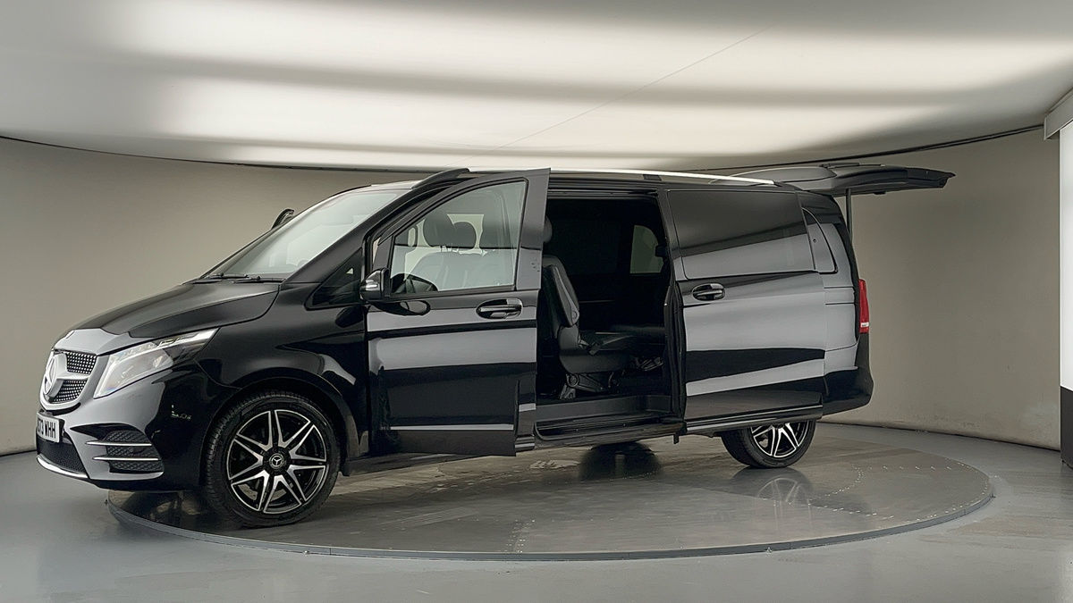 Used Mercedes-Benz V-Class 2023 for sale - 78213253: Photo 49