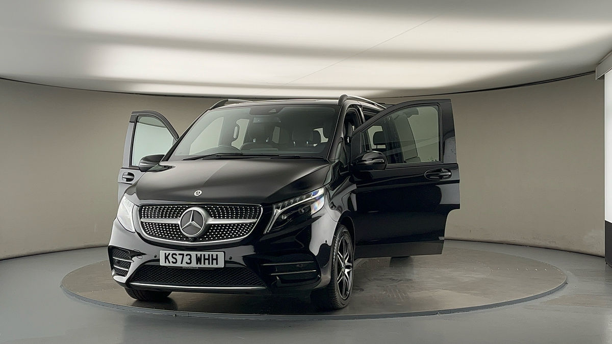 Used Mercedes-Benz V-Class 2023 for sale - 78213253: Photo 51