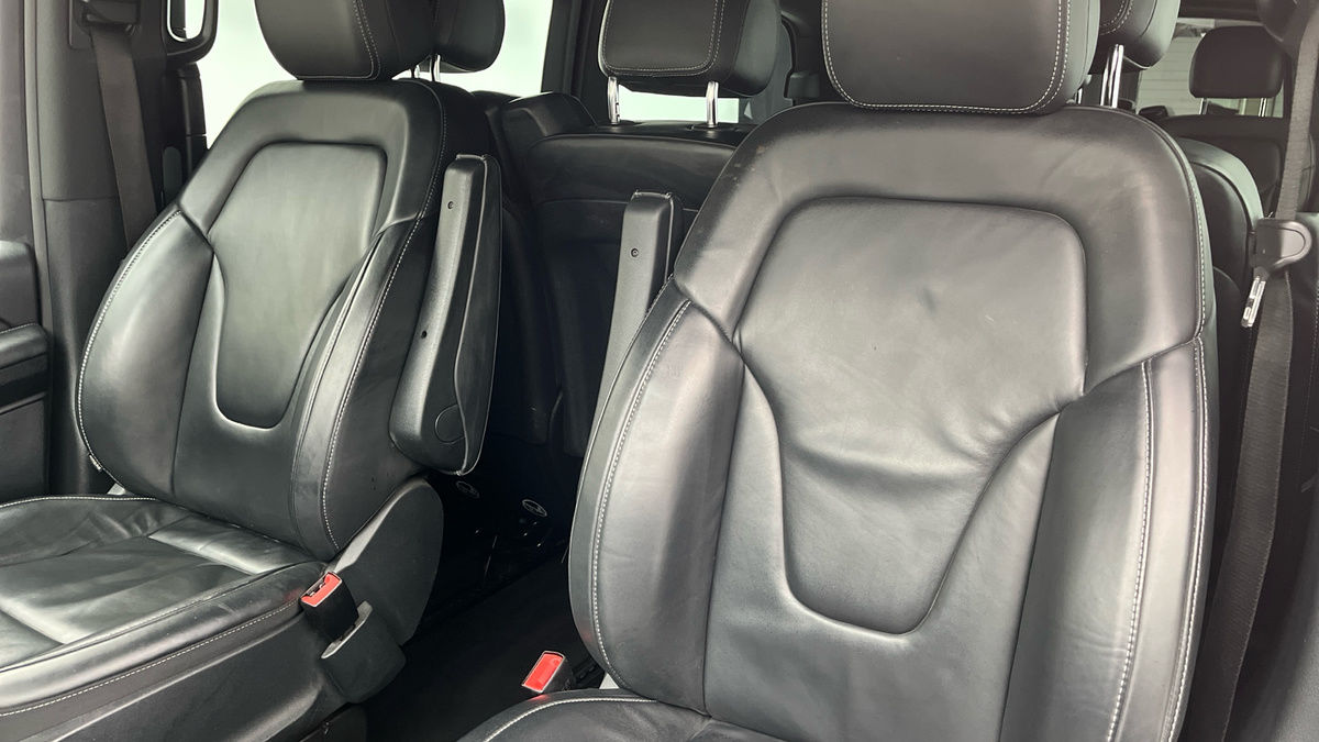 Used Mercedes-Benz V-Class 2023 for sale - 78213253: Photo 7