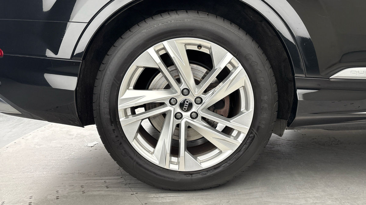 Used Audi Q7 2022 for sale - 76896703: Photo 10