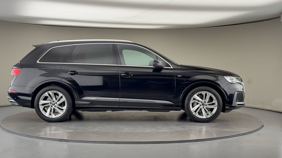 Used Audi Q7 2022 for sale - 76896703: Photo 16