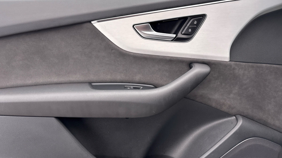 Used Audi Q7 2022 for sale - 76896703: Photo 19