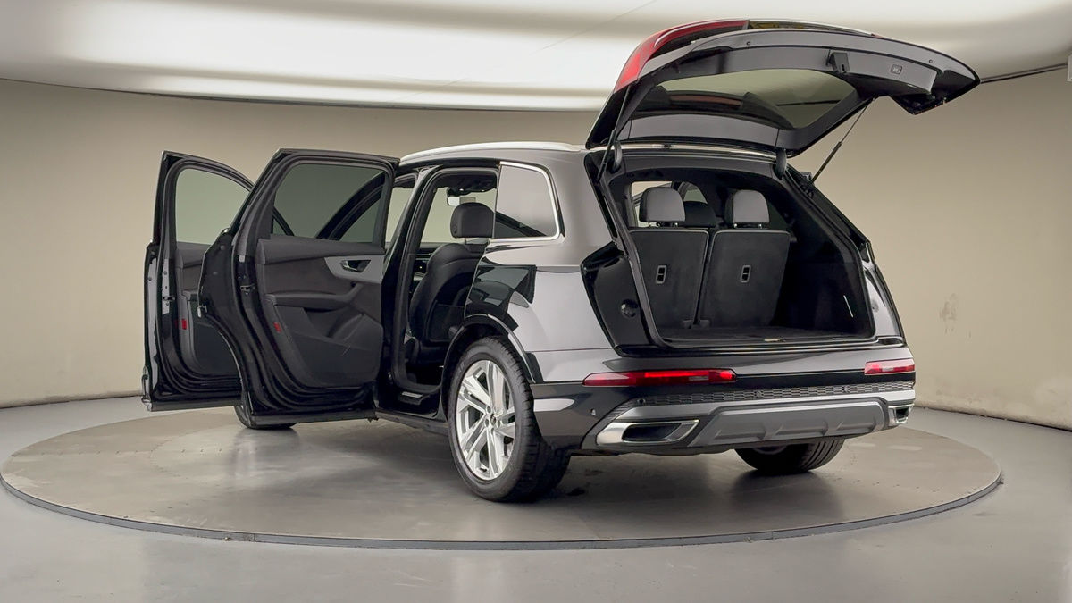 Used Audi Q7 2022 for sale - 76896703: Photo 23