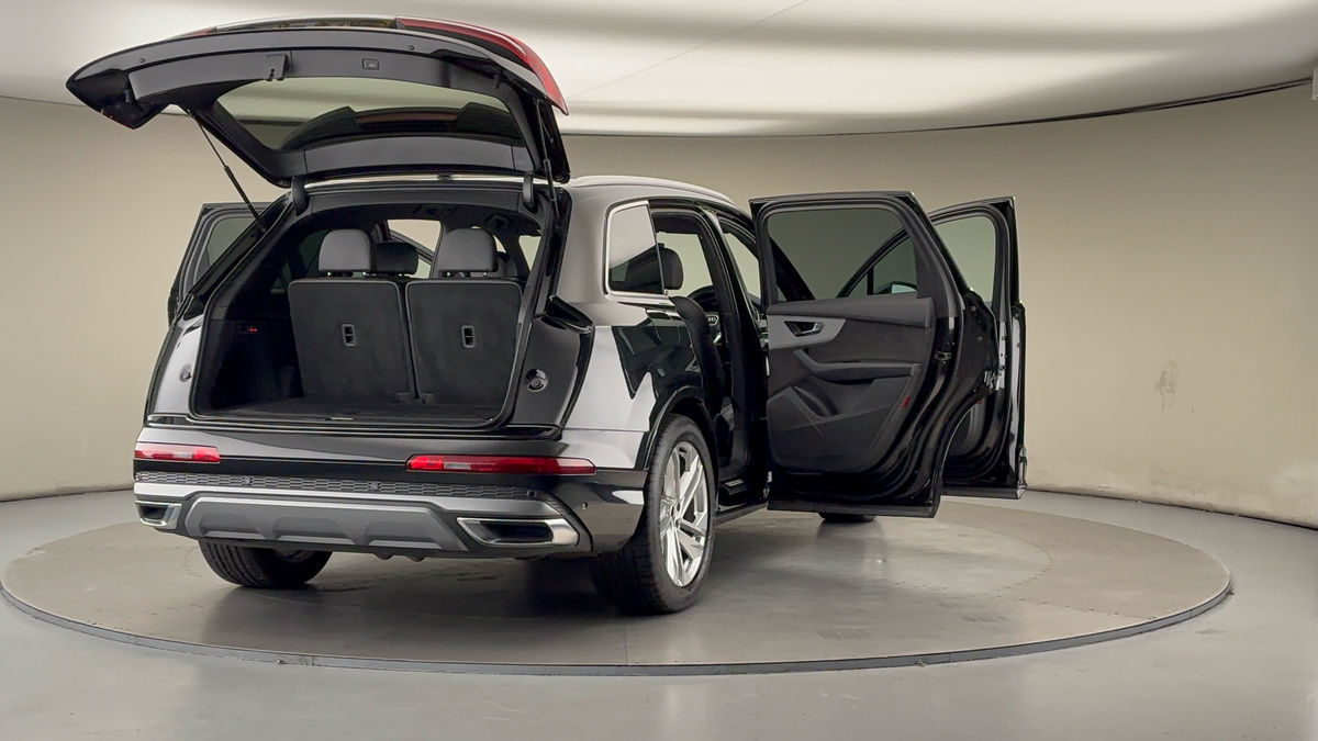 Used Audi Q7 2022 for sale - 76896703: Photo 59