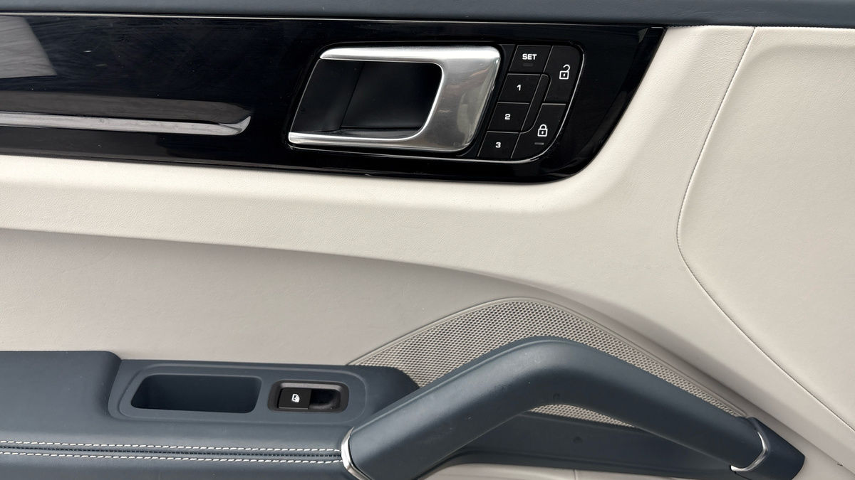 Used Porsche Cayenne 2022 for sale - 78182393: Photo 19