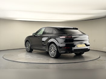 Used Porsche Cayenne 2022 for sale - 78182393: Photo