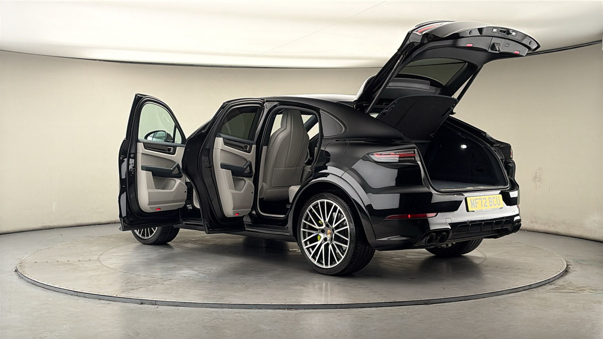 Used Porsche Cayenne 2022 for sale - 78182393: Photo 44