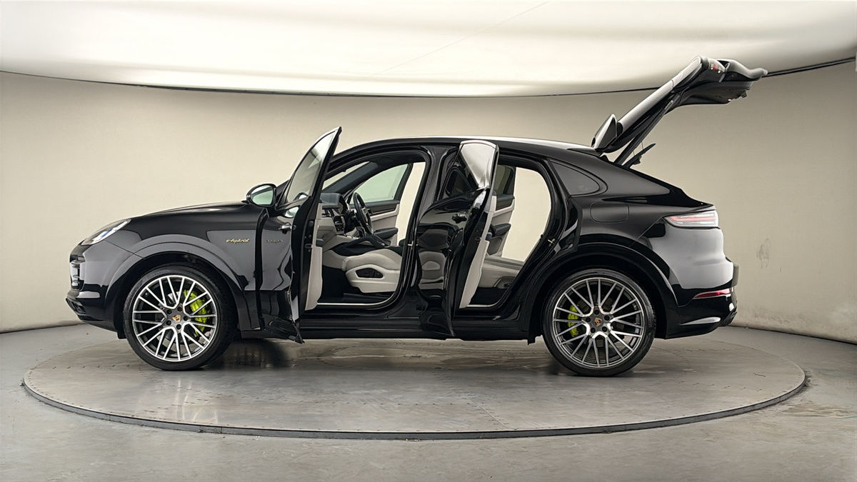 Used Porsche Cayenne 2022 for sale - 78182393: Photo 47