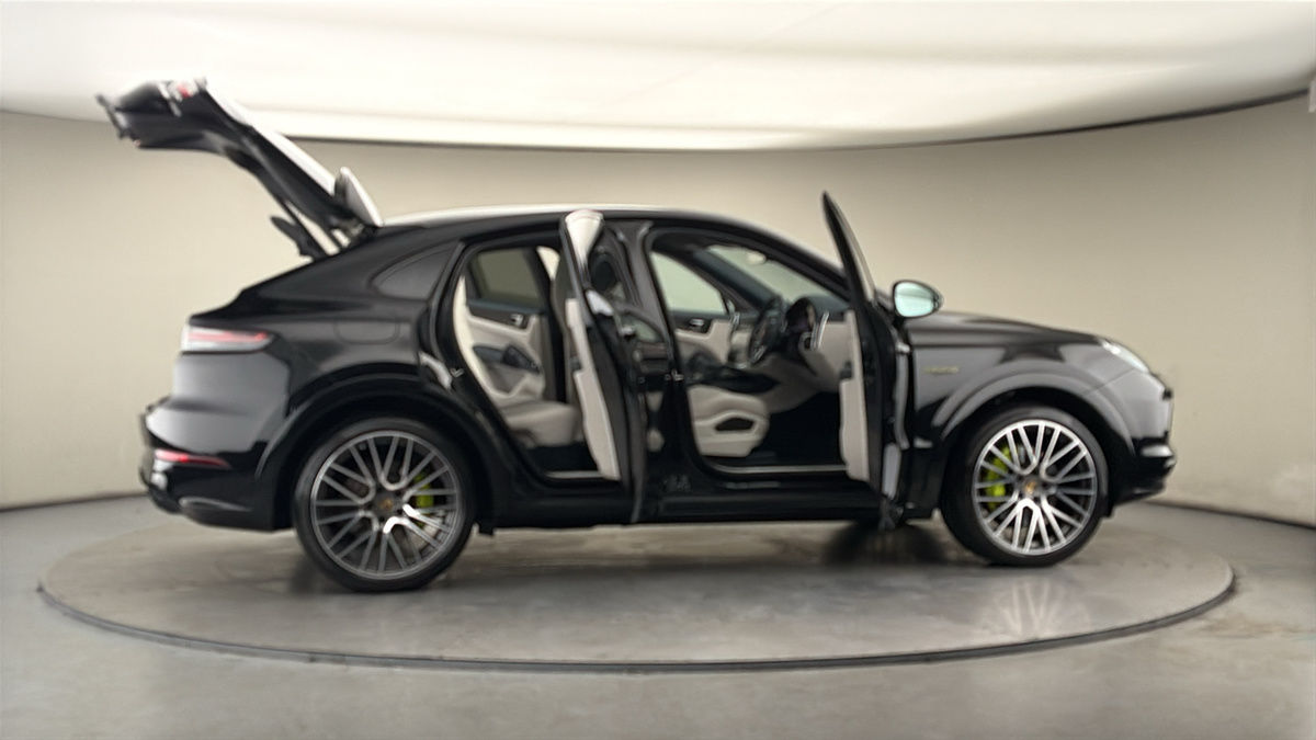 Used Porsche Cayenne 2022 for sale - 78182393: Photo 57