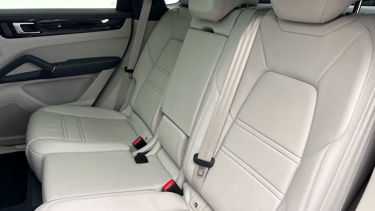 Used Porsche Cayenne 2022 for sale - 78182393: Photo 8