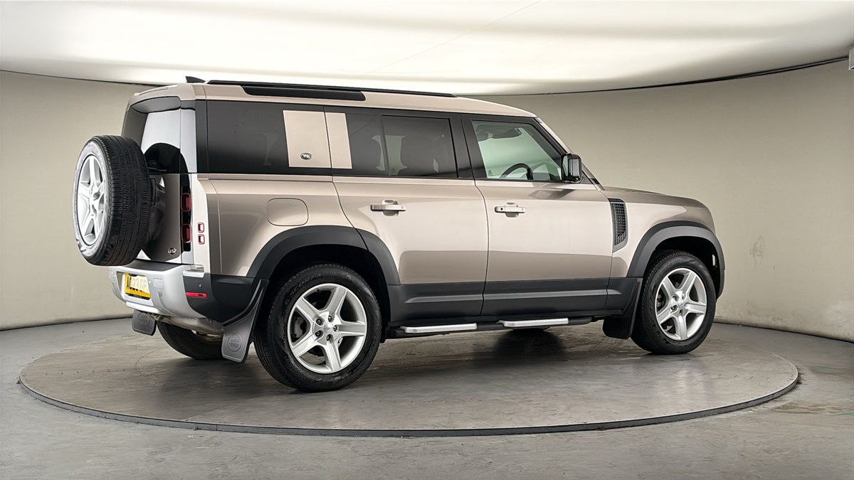 Used Land Rover Defender 2023 for sale - 78168174: Photo 38