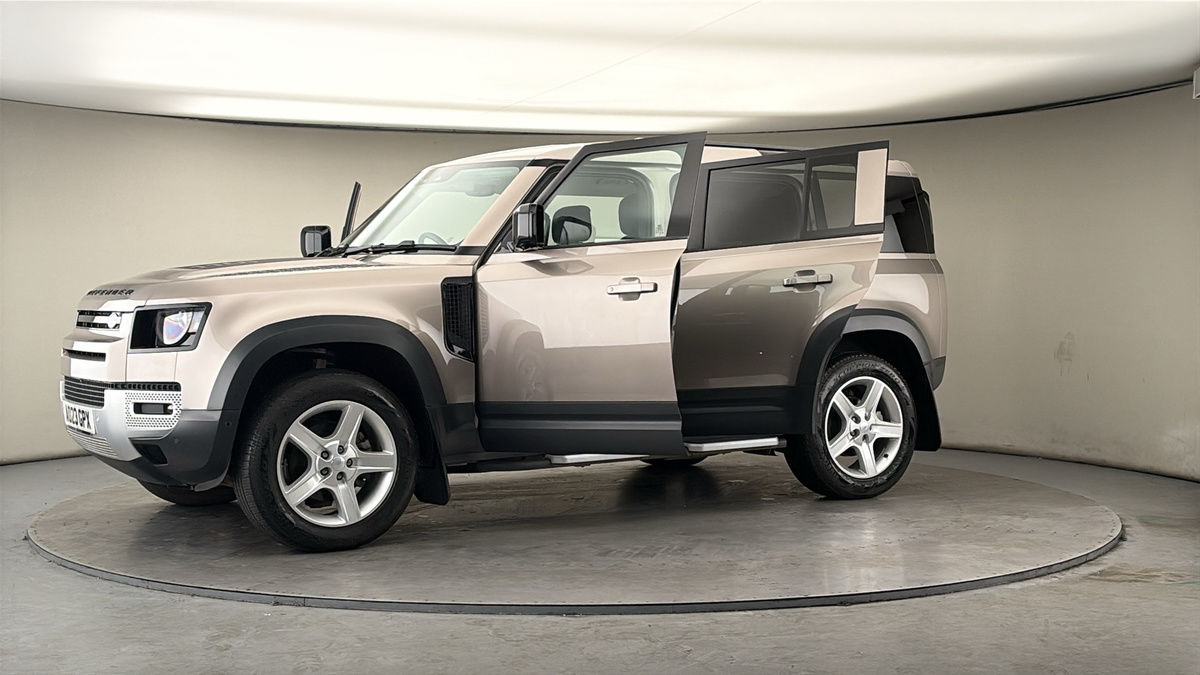 Used Land Rover Defender 2023 for sale - 78168174: Photo 48