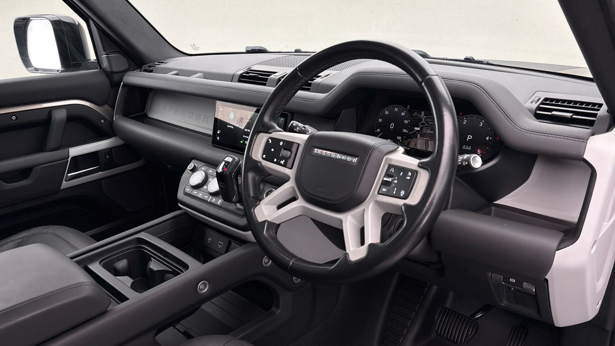 Used Land Rover Defender 2023 for sale - 78168174: Photo 5