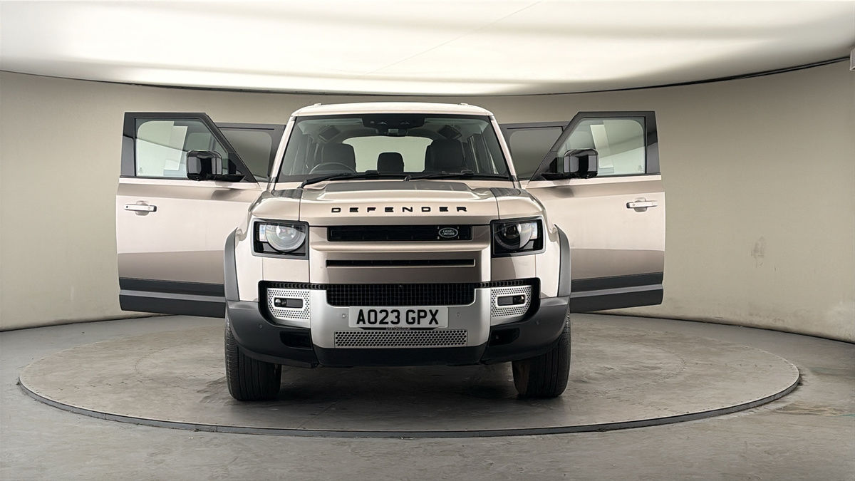 Used Land Rover Defender 2023 for sale - 78168174: Photo 51