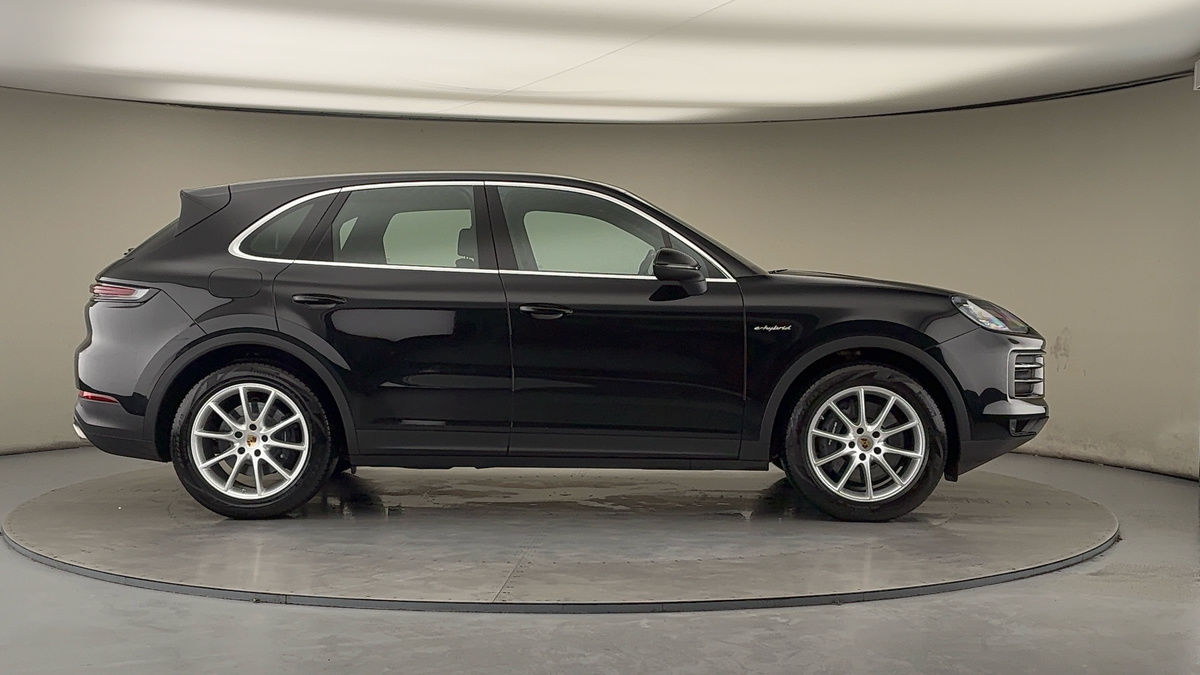 Used Porsche Cayenne 2023 for sale - 77213241: Photo 16