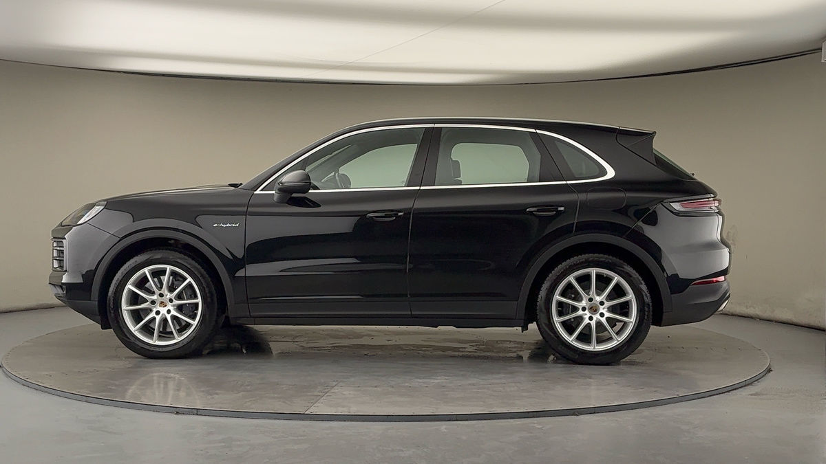 Used Porsche Cayenne 2023 for sale - 77213241: Photo 27