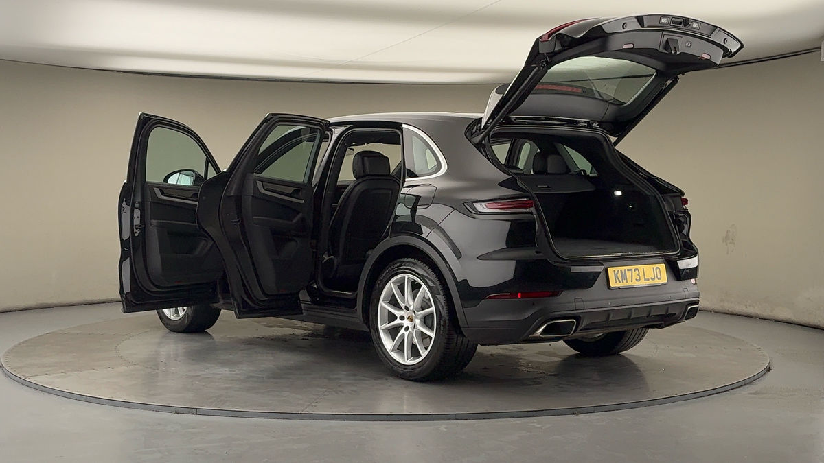 Used Porsche Cayenne 2023 for sale - 77213241: Photo 43