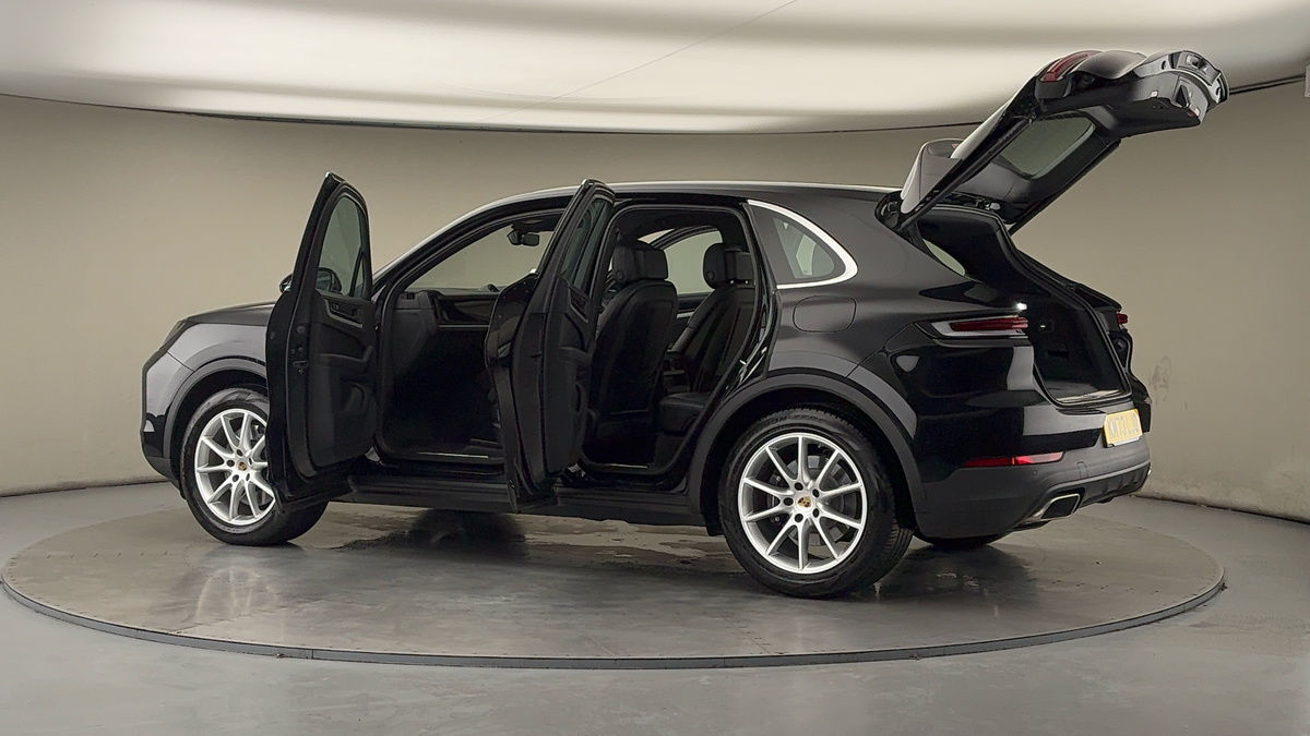 Used Porsche Cayenne 2023 for sale - 77213241: Photo 45