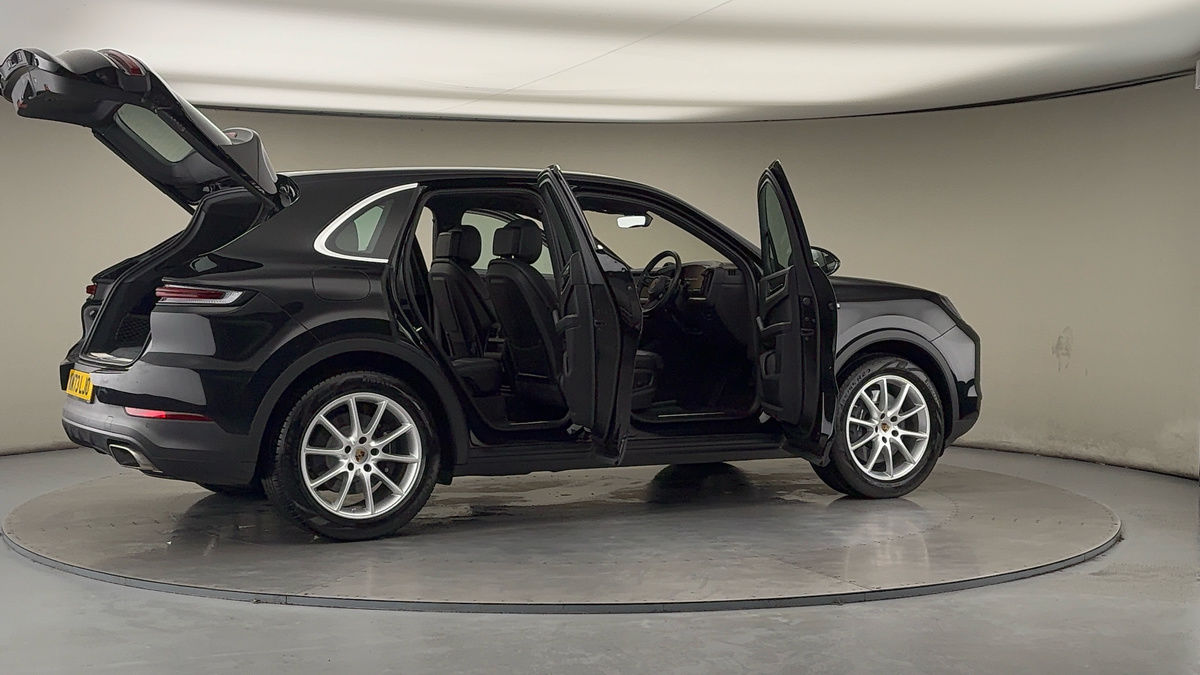 Used Porsche Cayenne 2023 for sale - 77213241: Photo 57