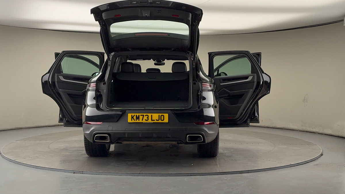 Used Porsche Cayenne 2023 for sale - 77213241: Photo 60