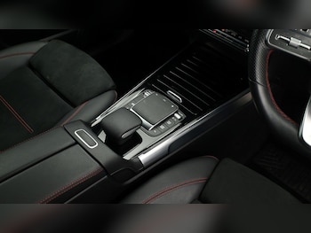 Used Mercedes-Benz GLB 2021 for sale - 75503908: Photo