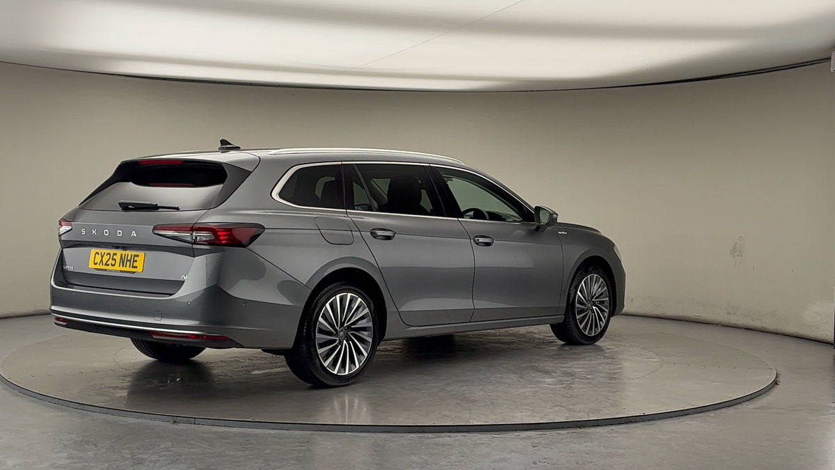 Used Skoda Superb 2025 for sale - 77572490: Photo 21