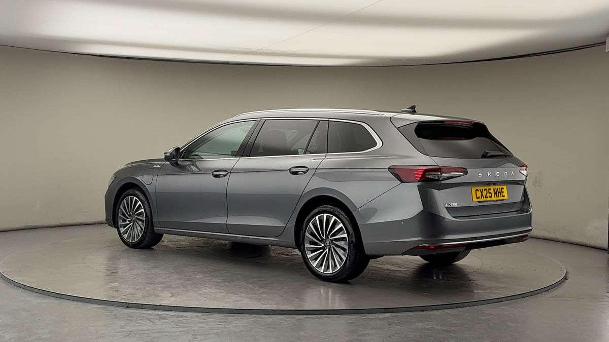 Used Skoda Superb 2025 for sale - 77572490: Photo 25