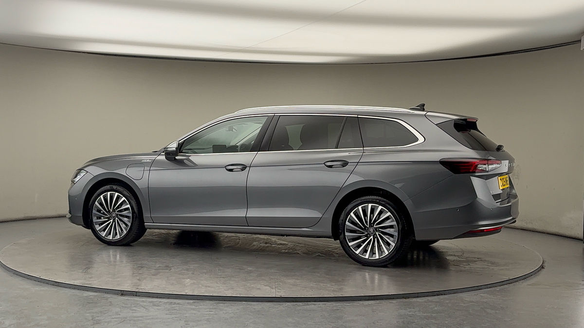 Used Skoda Superb 2025 for sale - 77572490: Photo 26