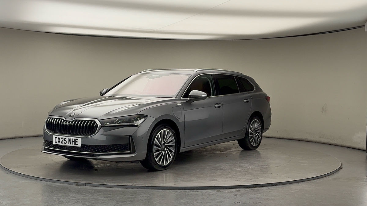 Used Skoda Superb 2025 for sale - 77572490: Photo 30