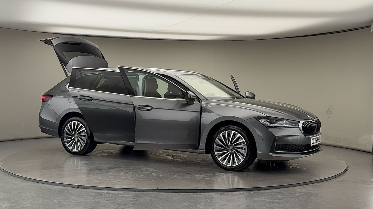 Used Skoda Superb 2025 for sale - 77572490: Photo 54