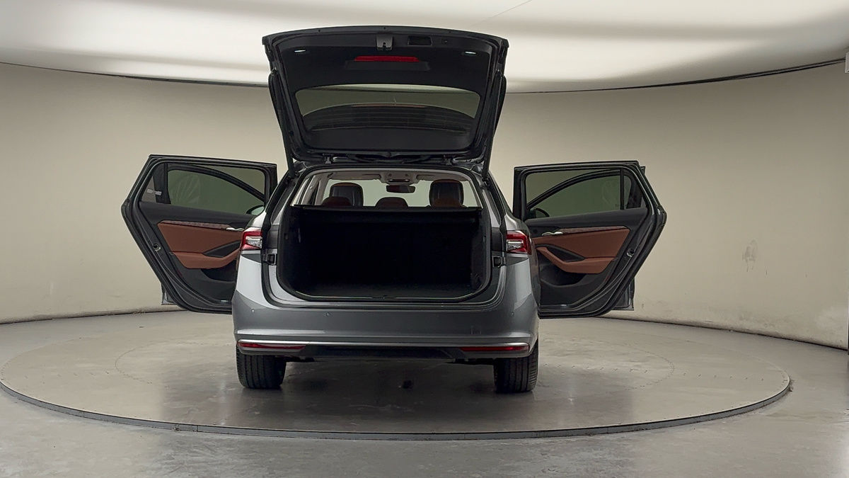 Used Skoda Superb 2025 for sale - 77572490: Photo 60