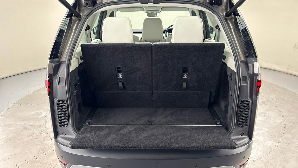 Used Land Rover Discovery 2022 for sale - 77395056: Photo 11