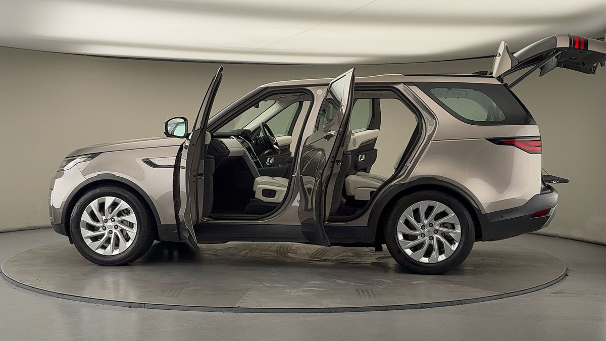 Used Land Rover Discovery 2022 for sale - 77395056: Photo 46