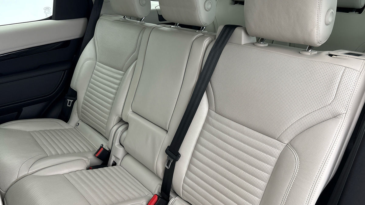 Used Land Rover Discovery 2022 for sale - 77395056: Photo 8