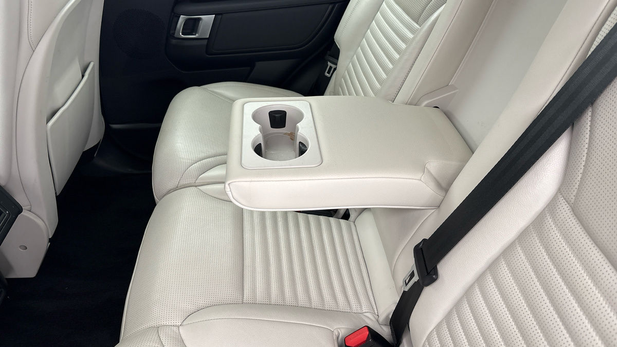 Used Land Rover Discovery 2022 for sale - 77395056: Photo 9