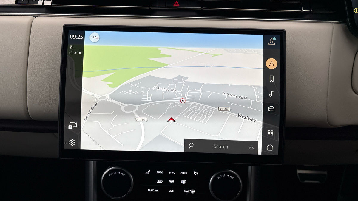 Used Land Rover Range Rover 2023 for sale - 76863669: Photo 17