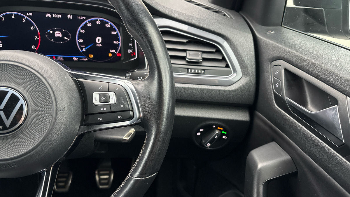 Used Volkswagen T-Roc 2021 for sale - 76470843: Photo 14