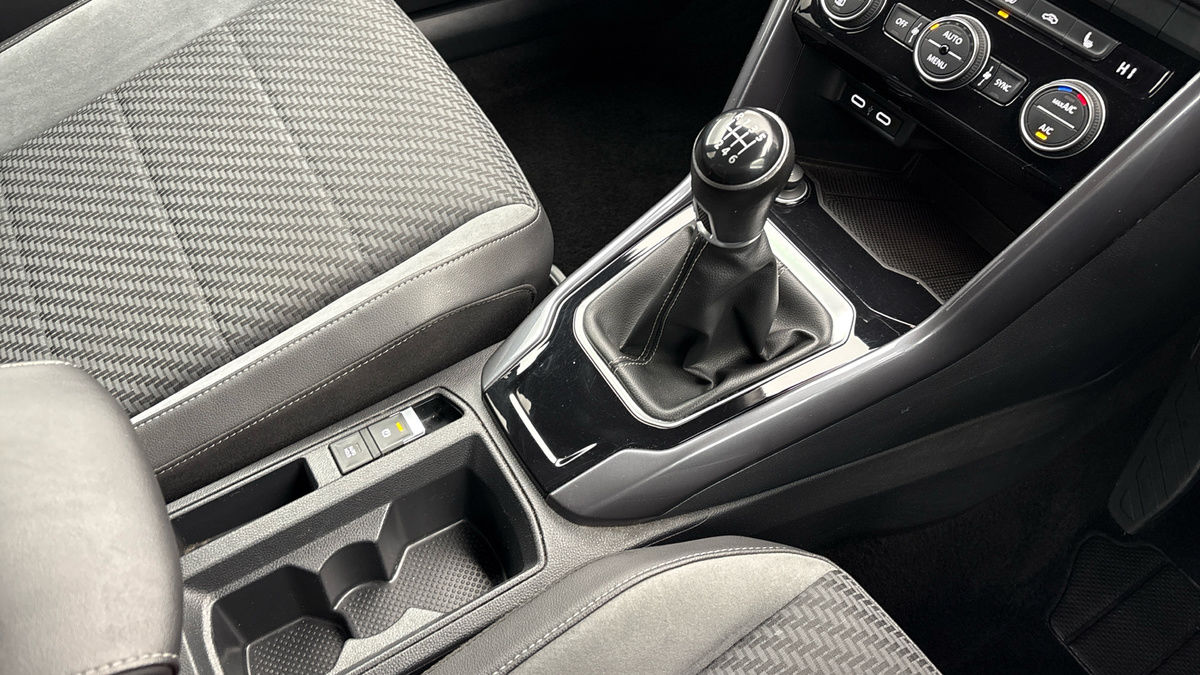 Used Volkswagen T-Roc 2021 for sale - 76470843: Photo 18