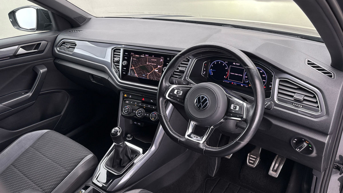 Used Volkswagen T-Roc 2021 for sale - 76470843: Photo 5