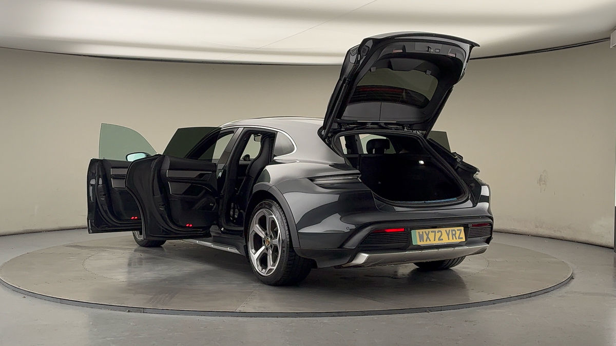 Used Porsche Taycan 2022 for sale - 76740955: Photo 24