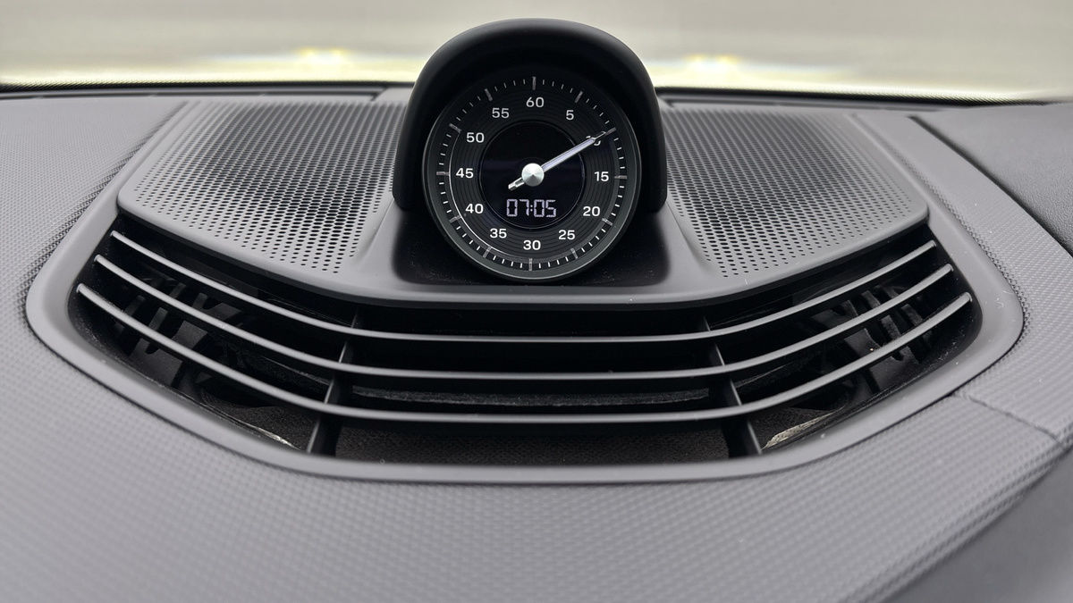 Used Porsche Taycan 2022 for sale - 76740955: Photo 26