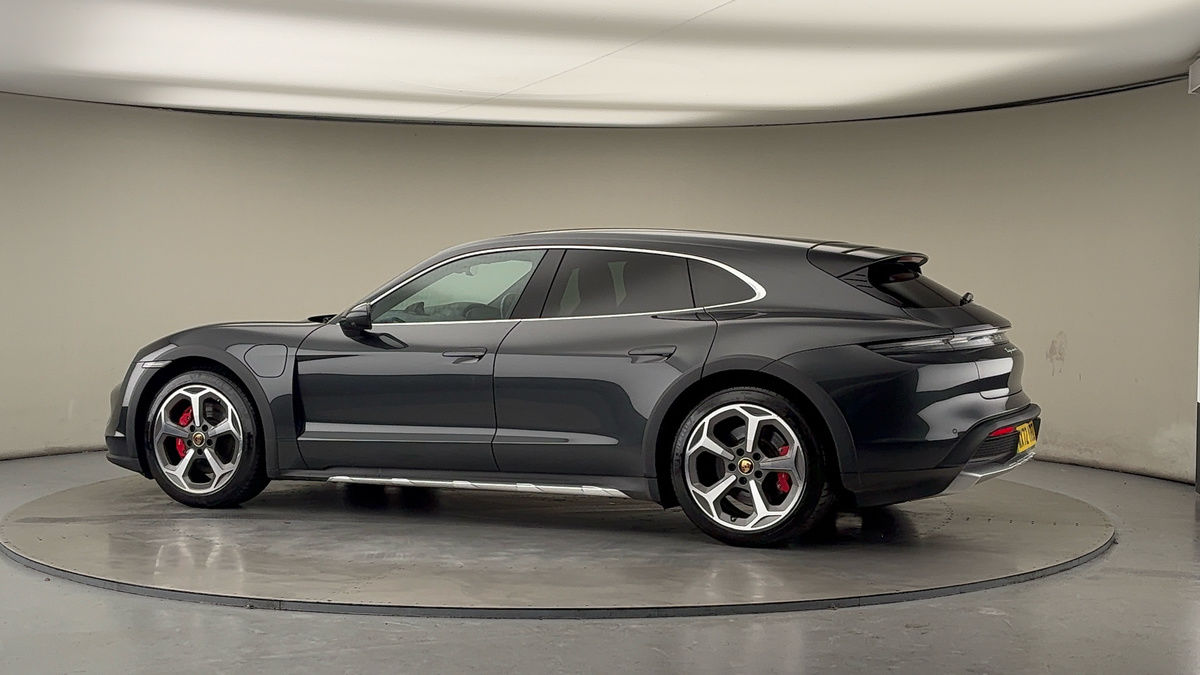 Used Porsche Taycan 2022 for sale - 76740955: Photo 28