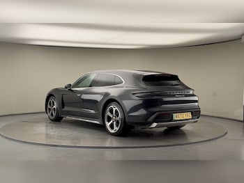 Used Porsche Taycan 2022 for sale - 76740955: Photo